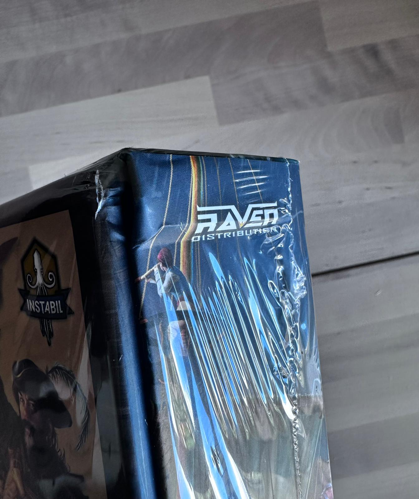 Danneggiato - Feed The Kraken - Edizione Essential vedere foto