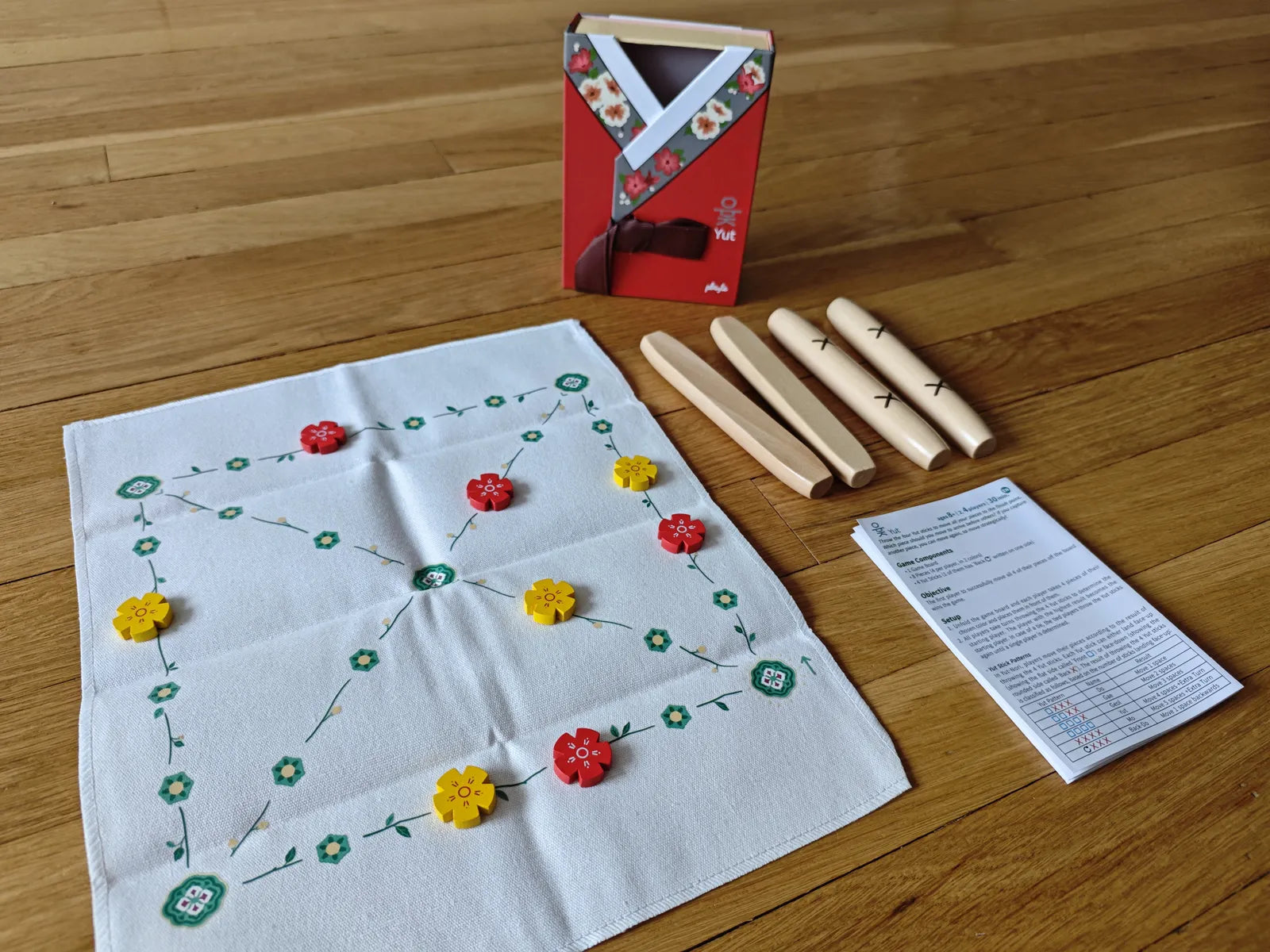 Yut Nori: Lady Edition