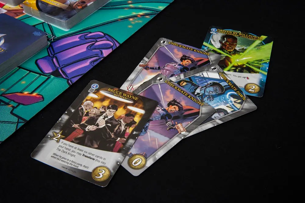 Legendary: A DC Deck Building Game